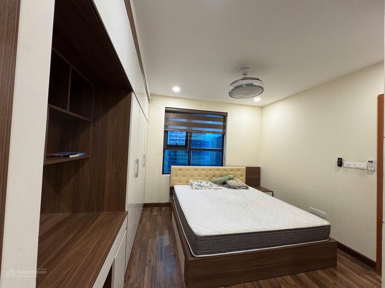 Cho thuê CC 2PN, 3PN giá từ 13,5tr, full đồ. Goldmark City LH 0355 392 *** xem nhà ạ