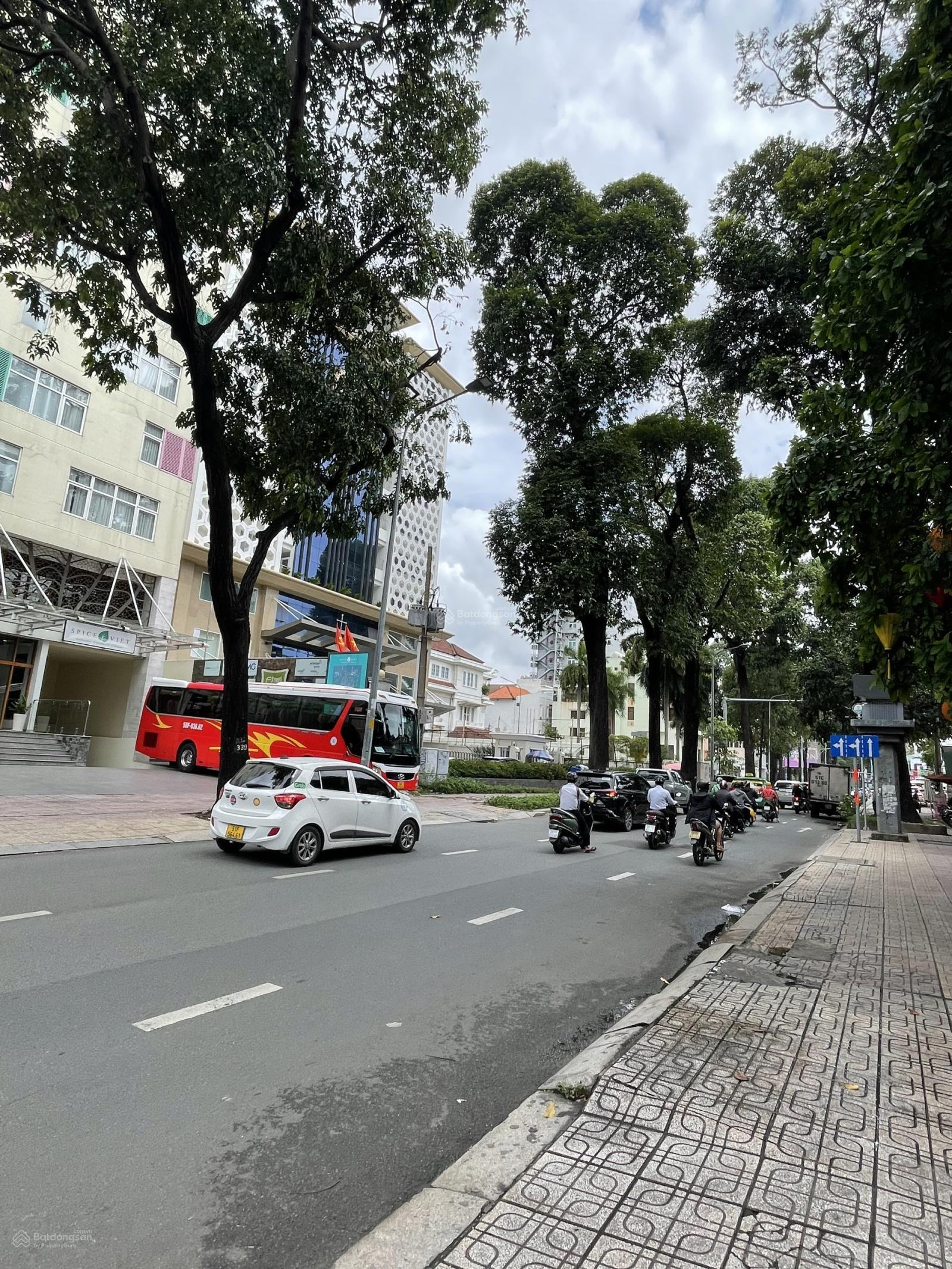 Bán nhà khu Bà Huyện Thanh Quan - Ngô Thời Nhiệm, DT: 9x30m - giá 70 tỷ Bán nhà khu Bà Huyện Thanh Quan - Ngô Thời Nhiệm, DT: 9x30m - giá 70 tỷ