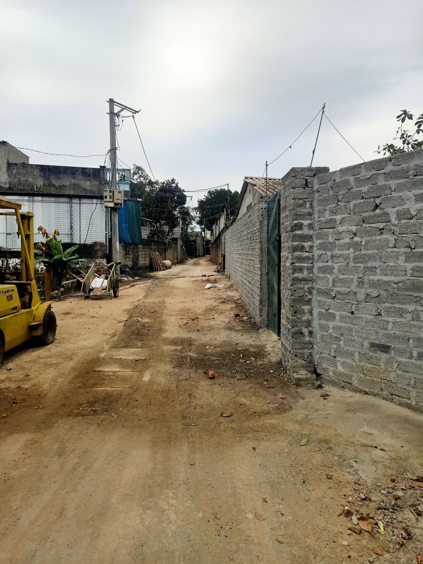 Chính chủ bán đất đẹp! Gần trung tâm xã Hòa Thạch Quốc Oai Hà Nội. DT: 256,5m2 Tc 100m giá 4,1 tỷ