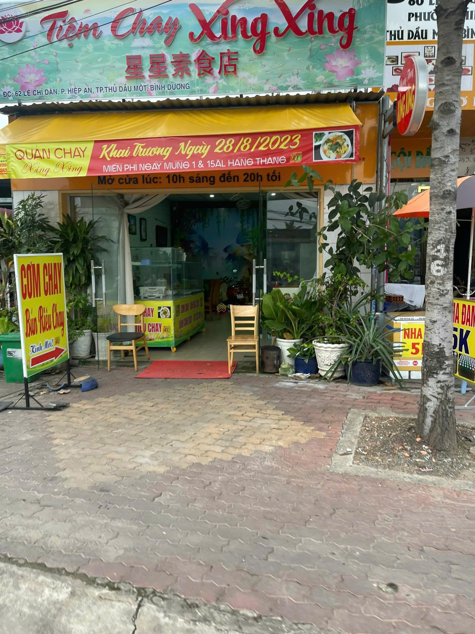 Cần tiền bán lại căn nhà mặt tiền Lê Chí Dân gần Ngã Tư Sở sao cổng sau Đại Nam thổ cư 100%, 5x32m