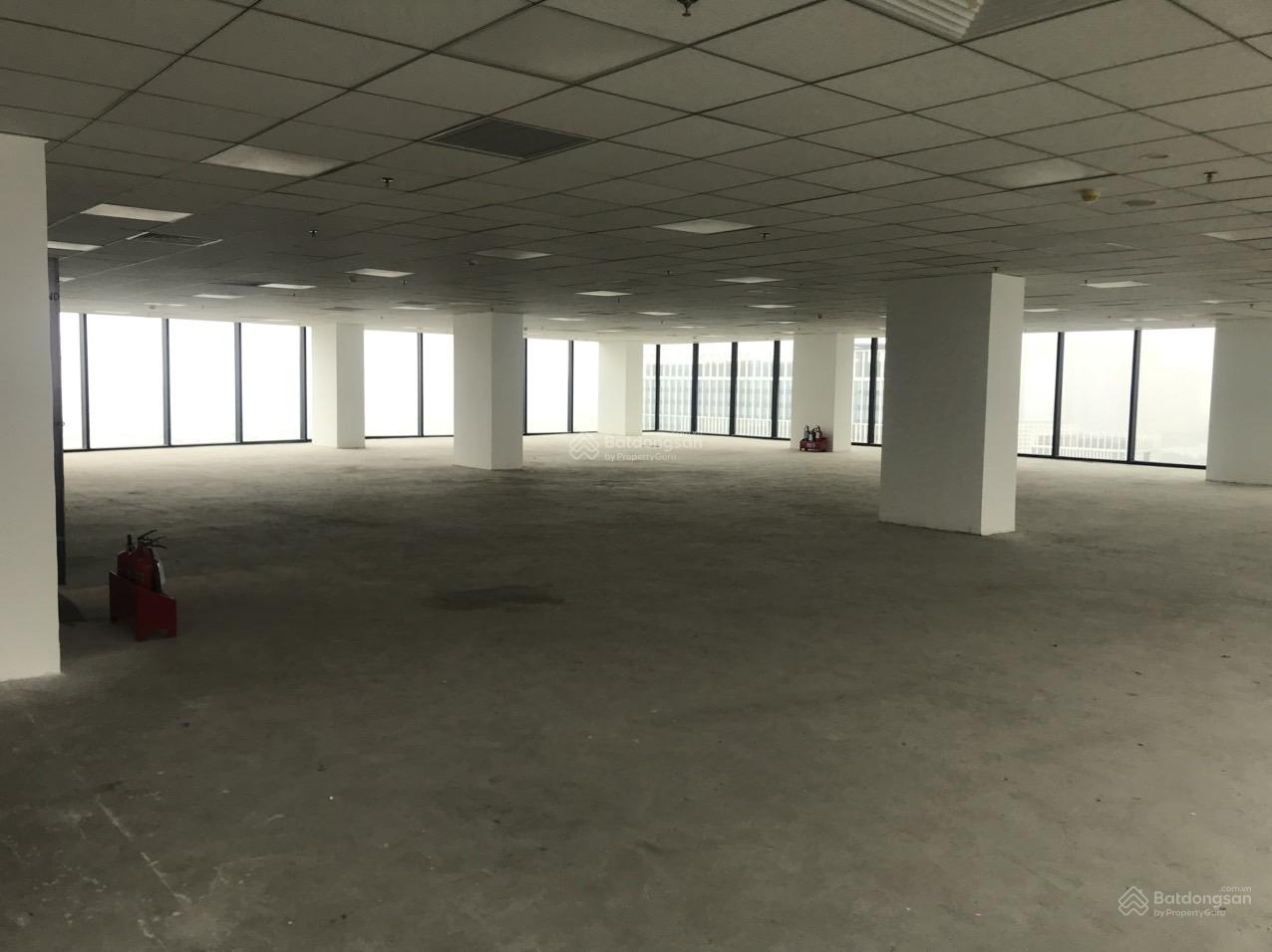 BQL tòa Elcom 15 Duy Tân cho thuê văn phòng diện tích 100,200,500,1000,2000m2. Giá 14$ gồm dịch vụ