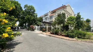 BÁN BIỆT THỰ GÓC CÔNG VIÊN MỸ THÁI 3, PHÚ MỸ HƯNG GIÁ 53 TỶ