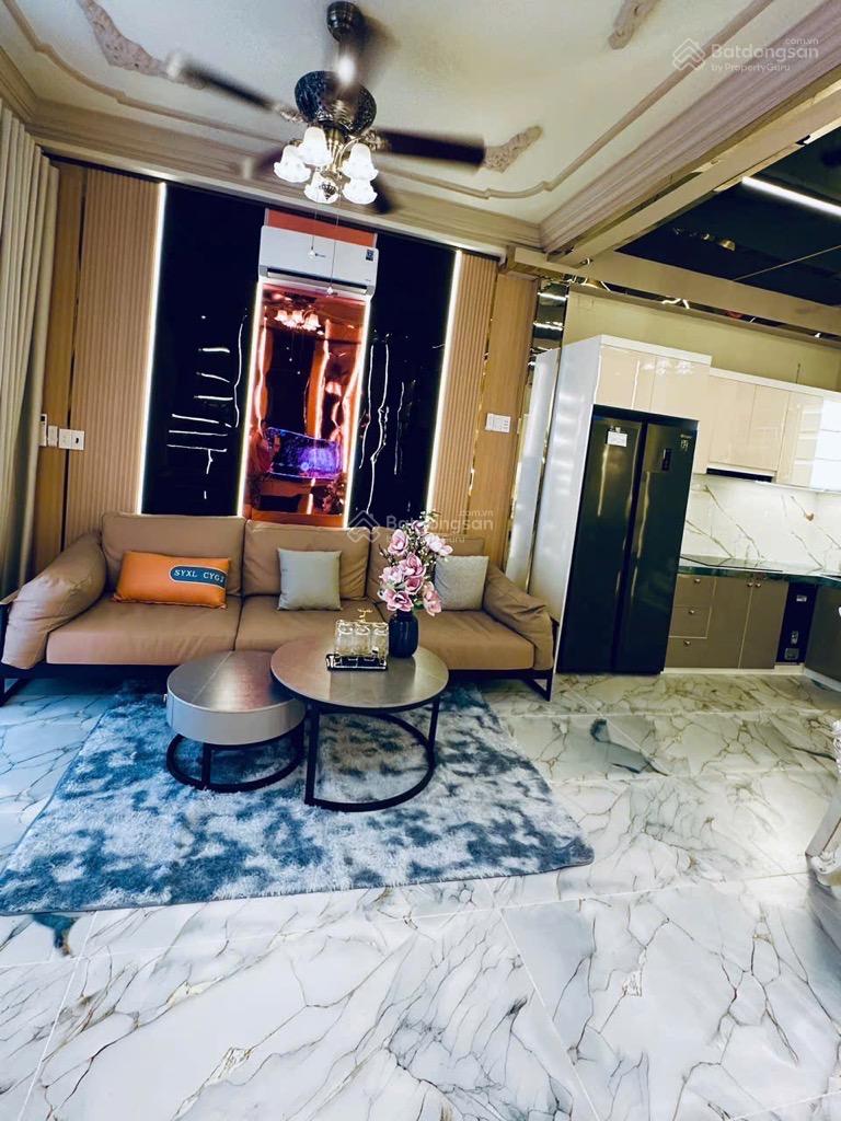 Bán nhà đẹp siêu phẩm Ni Sư Huỳnh Liên P10 Tân Bình, 5x11m, 3 tầng 3PN, cách MT 2 căn, chỉ 4.39tỷ