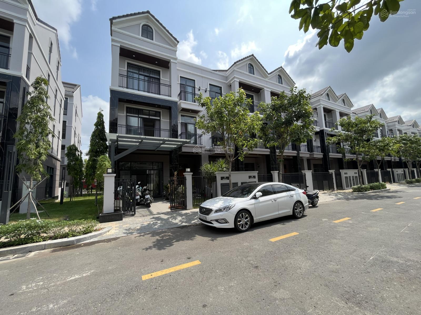 Bán nhà phố 119m2 tại Zeitgeist (Gs Metrocity), giá 17,2 tỷ, view đẹp siêu hót