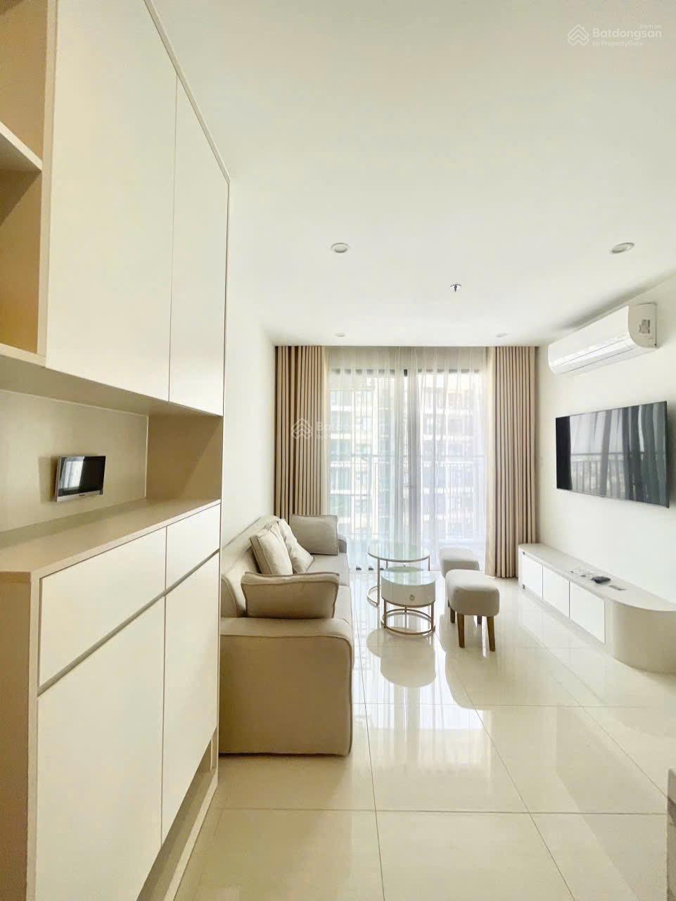 Cho thuê căn hộ cao cấp 2 phòng ngủ 2 WC cao cấp full nội thất tại Vinhomes Grand Park