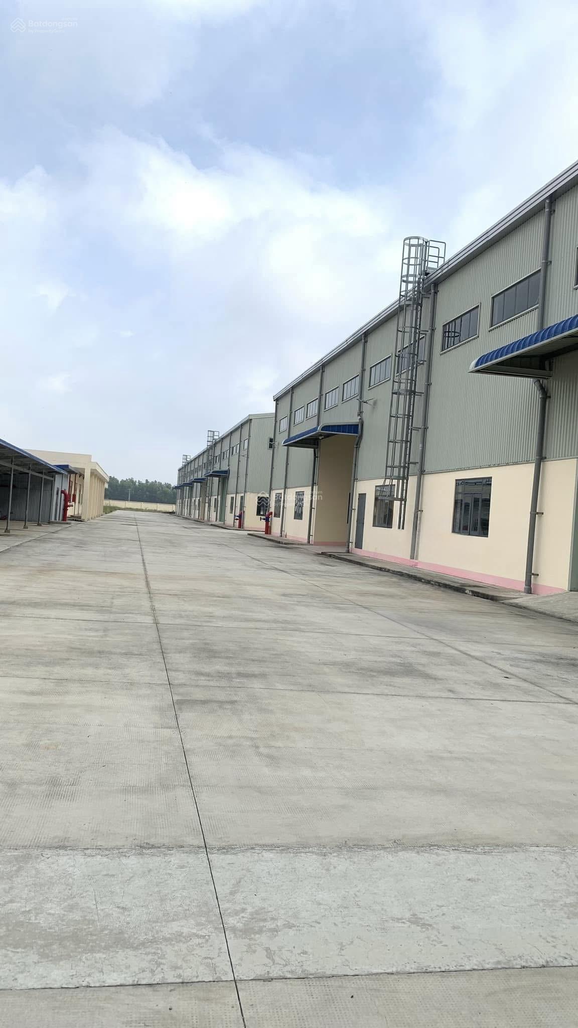 Cho thuê xưởng trong KCN Bình Dương. Tổng diện tích: 100.000m2 Cho thuê xưởng trong KCN Bình Dương. Tổng diện tích: 100.000m2