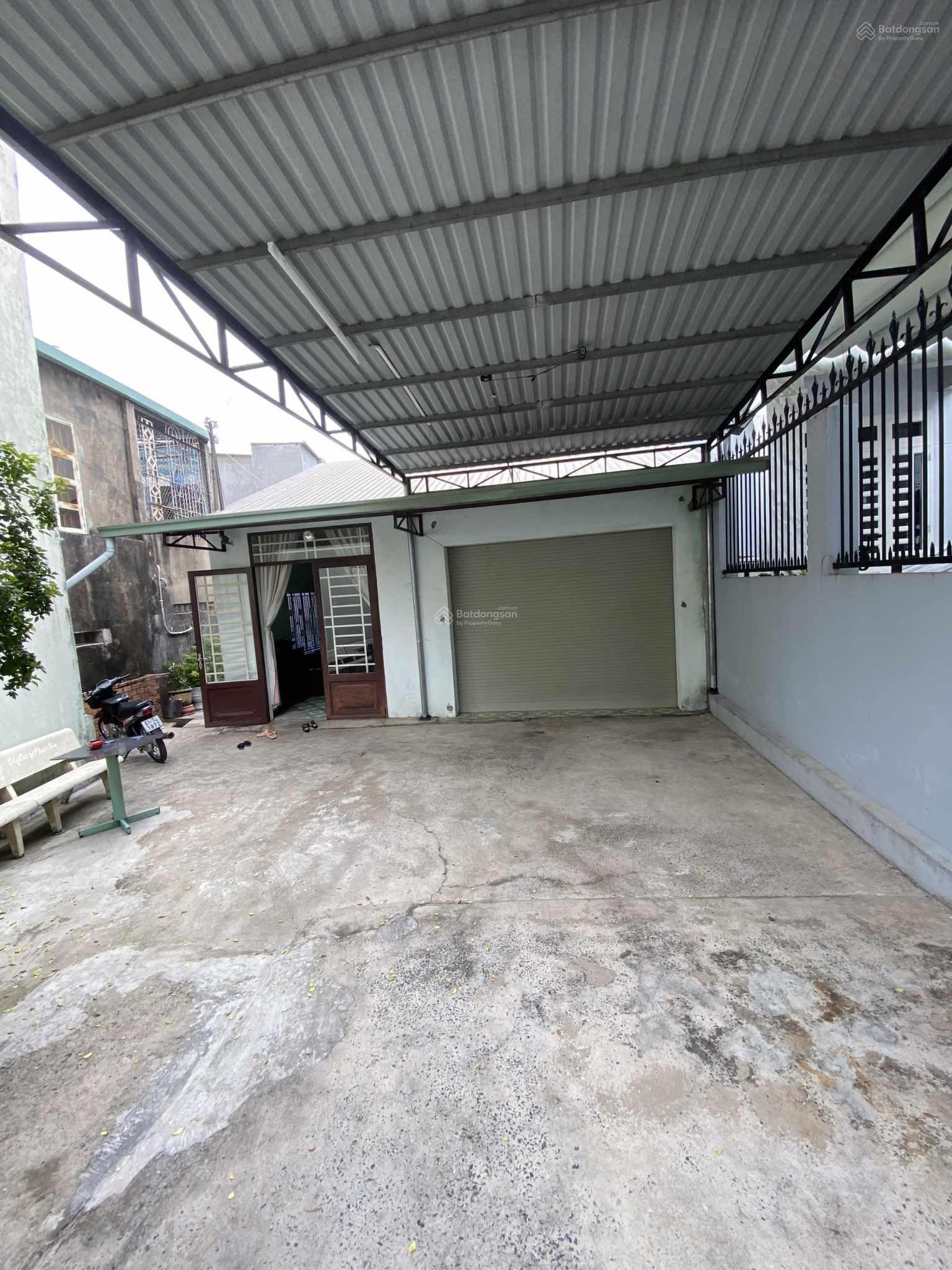 Bán nhà giá dưới thị trường sâu full thổ cư đường Yersin, Bình Dương