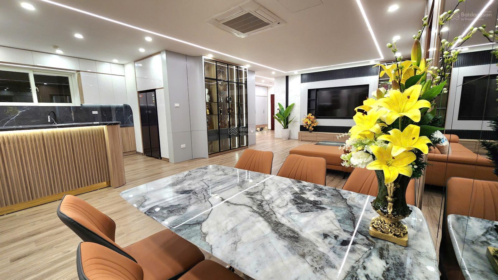 Bán CH chung cư N05 Trần Duy Hưng, 70 triệu / m2, 181 m2, 3PN, 3WC, Cầu Giấy, Hà Nội. 0984 677 ***