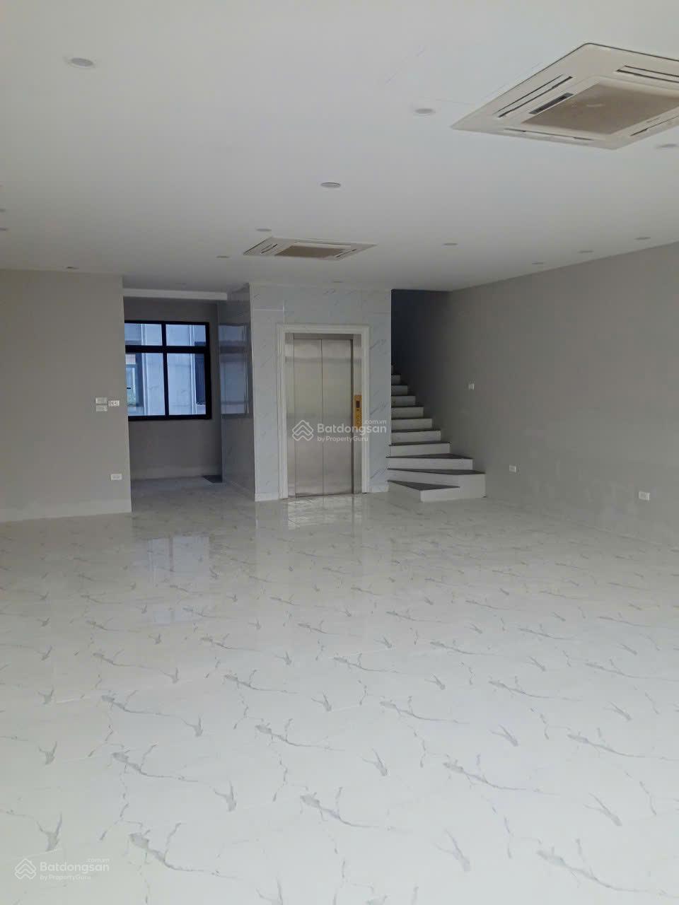 Cho thuê nhà Vinhomes Gardenia Hàm Nghi, Nam Từ Liêm. DT 100m2 5 tầng, có thang máy. Giá 50tr/th Cho thuê nhà Vinhomes Gardenia Hàm Nghi, Nam Từ Liêm. DT 100m2 5 tầng, có thang máy. Giá 50tr/th