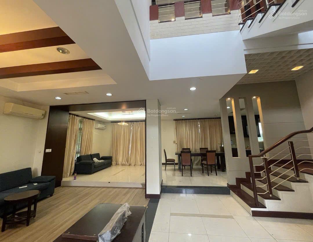 Bán biệt thự 238 Phú Gia, Phú Mỹ Hưng khu compound cao cấp, giá 83,5 tỷ