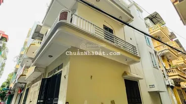 Chính chủ bán căn góc 3 mặt thoáng, nở hậu, đường ô tô tránh, ngõ 32 Phùng Khoang. LH: 0985 049 ***