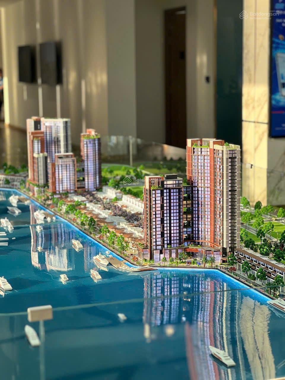 Bán căn hộ studio view biển Mỹ Khê dự án Sun Symphony giá hơ 3 tỷ, 37.4m2-(giá thật không chênh)