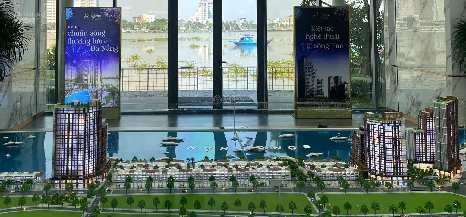 Bán căn hộ studio view biển Mỹ Khê dự án Sun Symphony giá hơ 3 tỷ, 37.4m2-(giá thật không chênh)