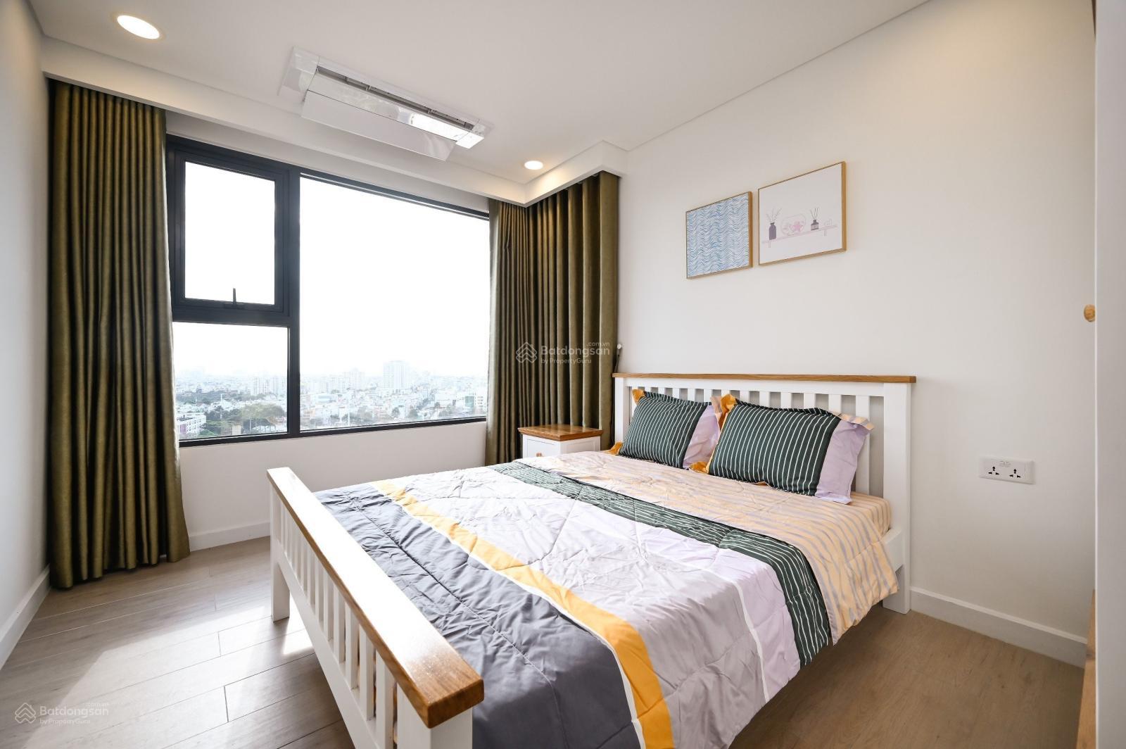 Cho thuê Res 11, quận 11, 75m2, 2PN, 2WC, giá 12tr, ở liền. LH: 0936 571 *** (Hồng)