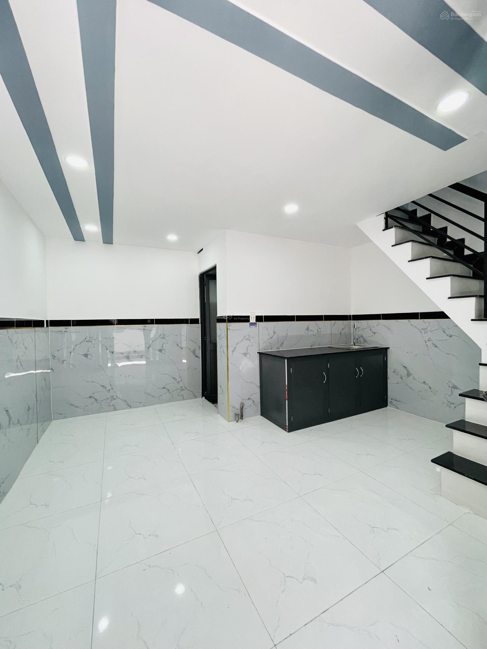 Tôi chính chủ cần bán nhà ngay chợ Xuân Thới Thượng, Hóc Môn 32m2