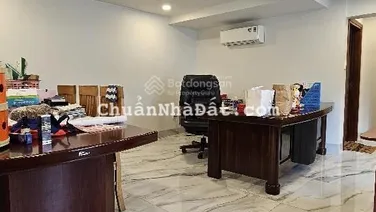 Biệt thự Himlam Kênh Tẻ, Tân Hưng, Quận 7, có hầm, thang máy. 200m2, 45 tỷ