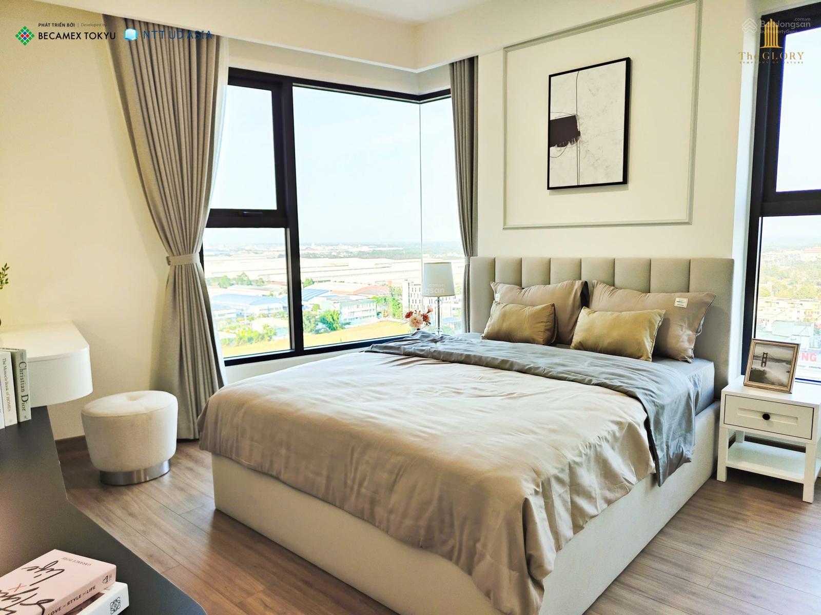 Bán Căn hộ The GLORY,loại 2PN thanh toán 50% Nhận nhà ngày, bàn giao máy lạnh,bếp.Xem nhà trực tiếp