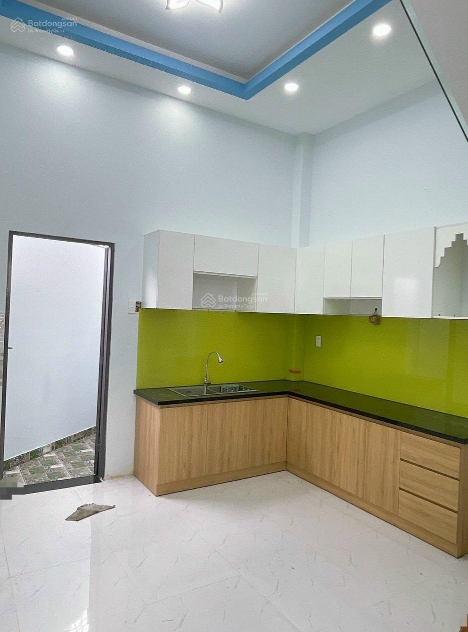 Cần cho thuê nhà MT 50A Bàu Cát 3 P. 14 Q. TB gần khúc Nguyễn Hồng Đào