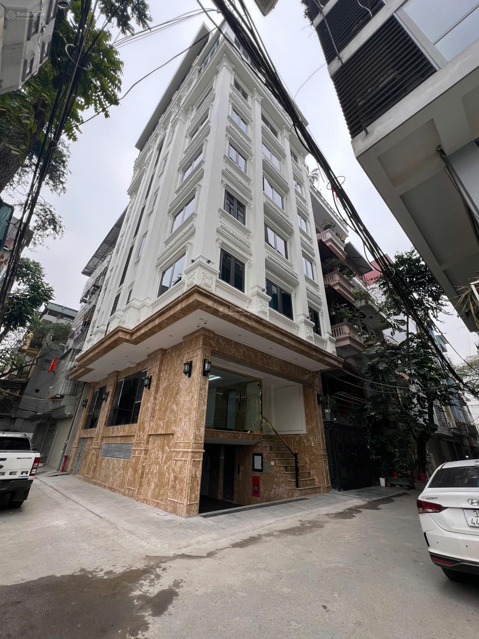 Bán tòa nhà căn hộ dịch vụ lô góc đẹp nhất Cầu Giấy, Hoàng Quốc Việt, 9 tầng + hầm