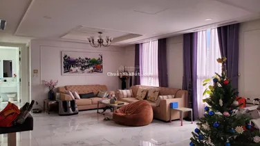 Cần bán căn hộ Penthouse Star Hill diện tích 214m, 3PN, 3WC, 2 ban công nội thất cao cấp