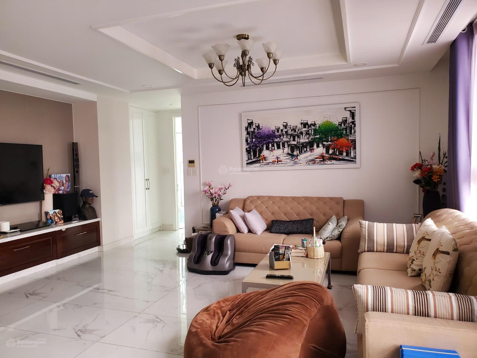 Cần bán căn hộ Penthouse Star Hill diện tích 214m, 3PN, 3WC, 2 ban công nội thất cao cấp