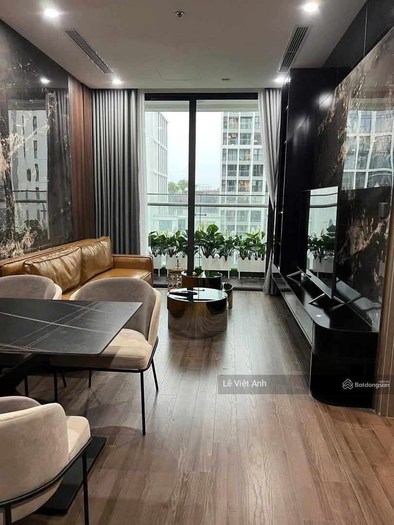 CHO THUÊ CĂN HỘ 2PN 2WC FULL NỘI THẤT TẠI VINHOMES SYMPHONY LONG BIÊN  GIÁ TỐT, VIEW ĐẸP