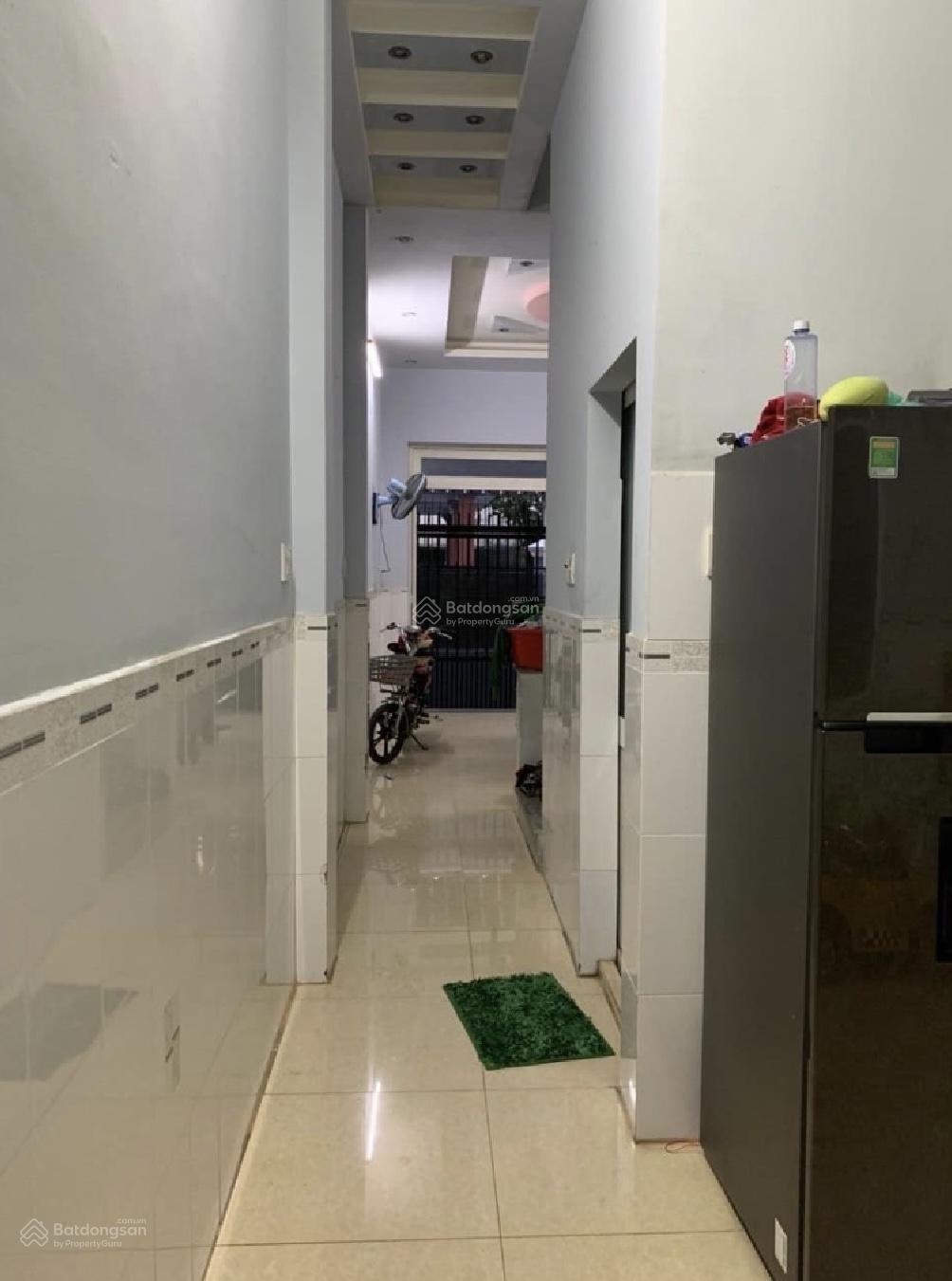 Nhà Hoàng Diệu 2, Linh Trung, 2 tầng 3PN 2WC, sát trường ĐH SPKT, 5,7 tỷ