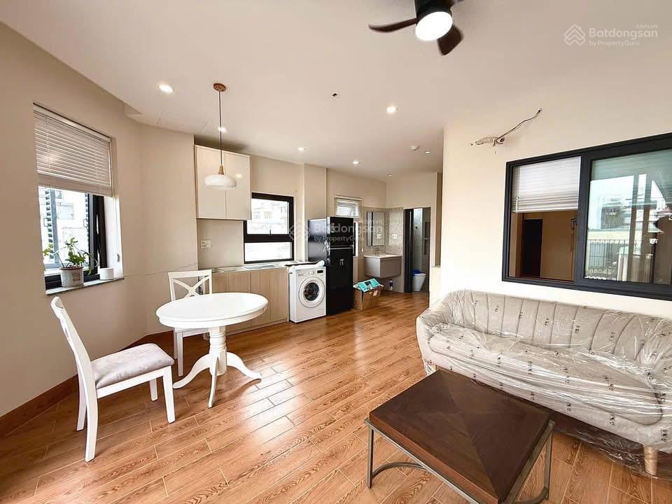 Căn hộ 1PN full nội thất cao cấp 100%, thang máy Đề Thám quận 1 gần Bùi Viện, cầu Nguyễn Văn Cừ