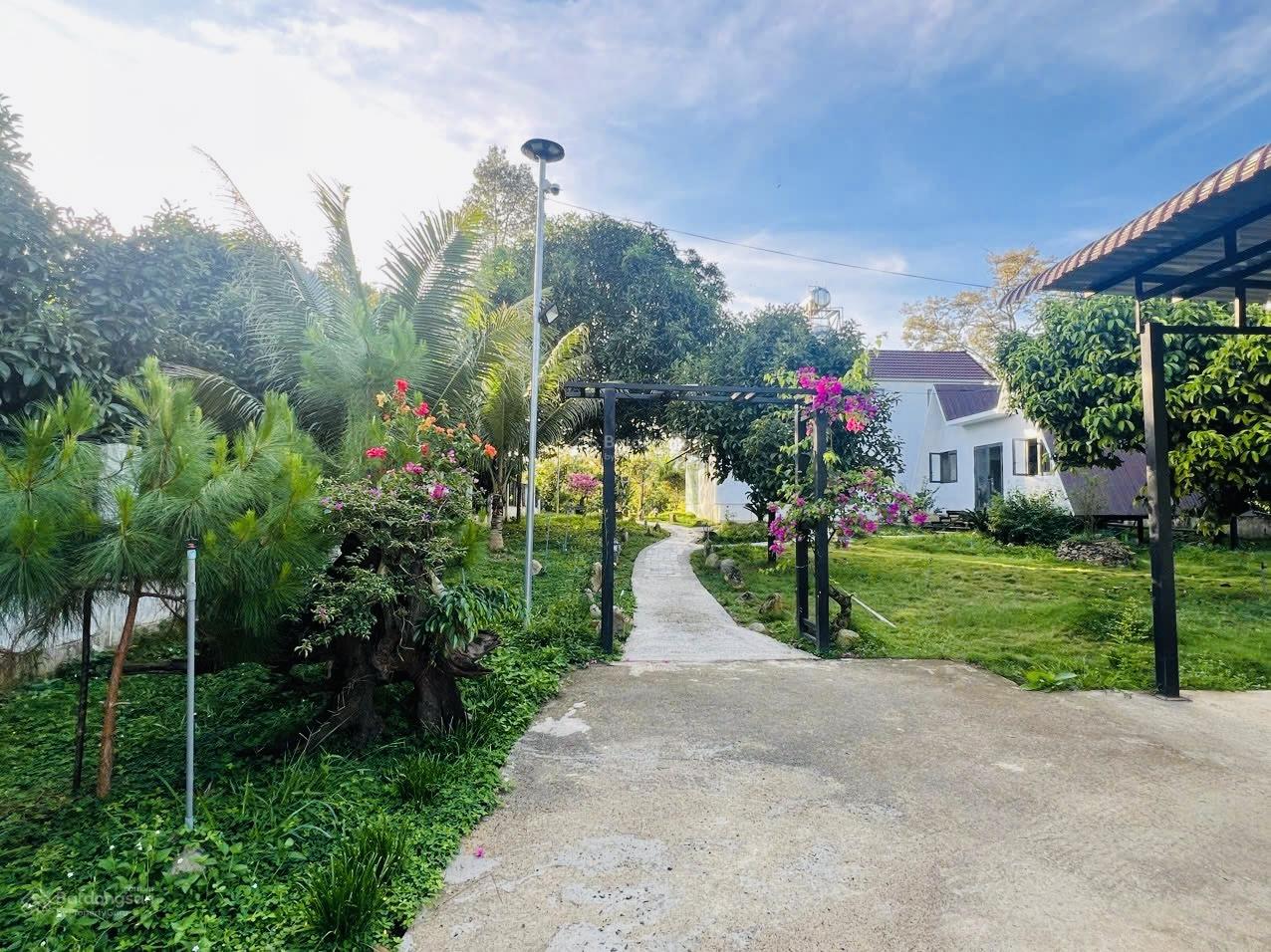 6,2 tỷ - biệt thự nghỉ dưỡng tại Đạ Huoai - Lâm Đồng 1840m2 có biệt thự 200m2. LH 0961 333 *** 6,2 tỷ - biệt thự nghỉ dưỡng tại Đạ Huoai - Lâm Đồng 1840m2 có biệt thự 200m2. LH 0961 333 ***