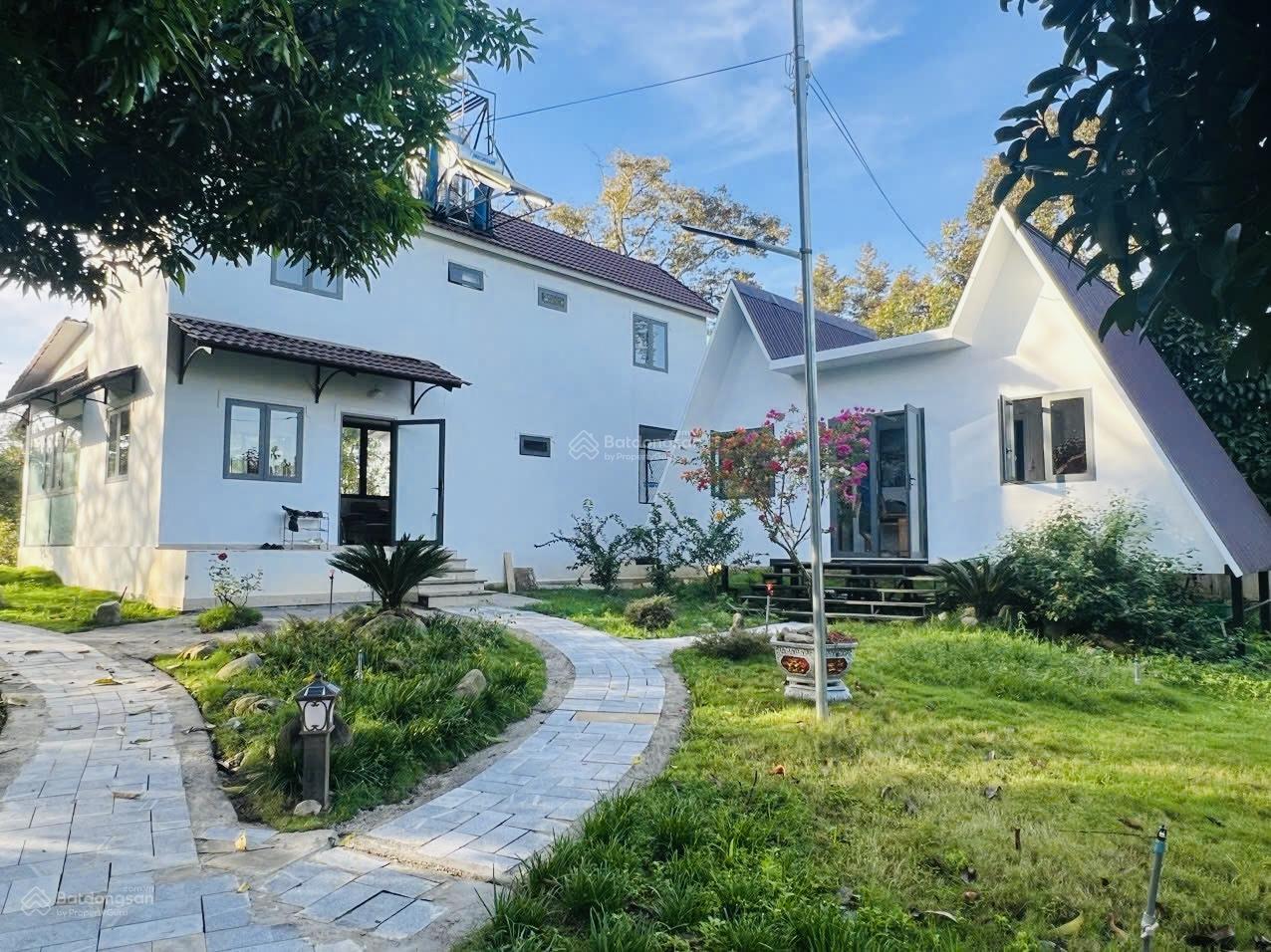 6,2 tỷ - biệt thự nghỉ dưỡng tại Đạ Huoai - Lâm Đồng 1840m2 có biệt thự 200m2. LH 0961 333 *** 6,2 tỷ - biệt thự nghỉ dưỡng tại Đạ Huoai - Lâm Đồng 1840m2 có biệt thự 200m2. LH 0961 333 ***