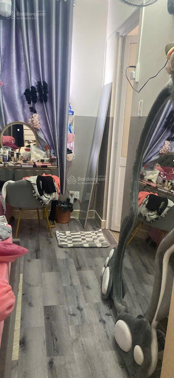 Bán căn hộ Hoàng Quân gần biển, 62m2 căn góc, hướng Đông Nam, đã có sổ đỏ, giá 1.7 tỷ