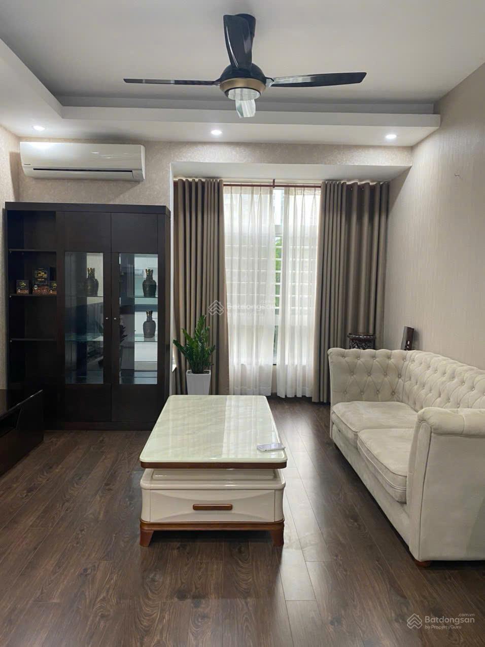 Bán nhanh căn góc 91m2 Sky Garden 1, căn 3PN, 2WC, full nội thất đẹp, giá rẻ 5,8tỷ. LH 0906 710 ***