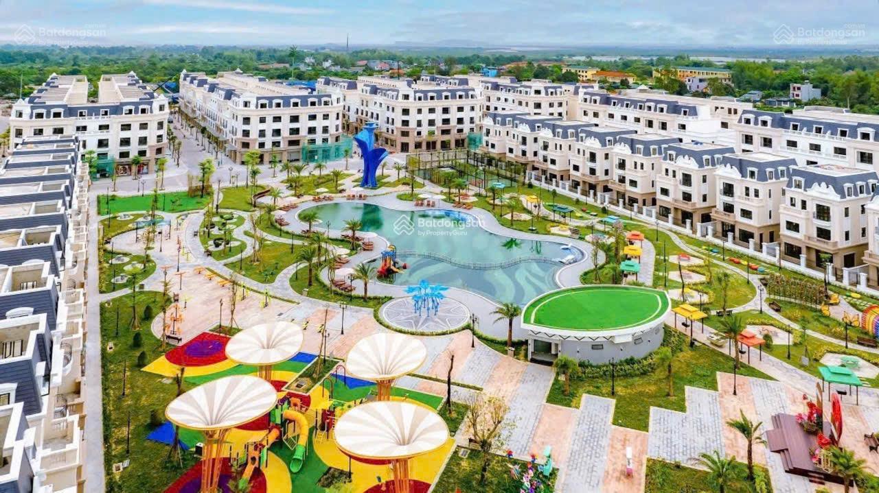 Bán căn liền kề vị trí gần công viên trung tâm lớn có chỗ đỗ xe riêng 67m căn xây lồi đẹp giá 3,7tỷ