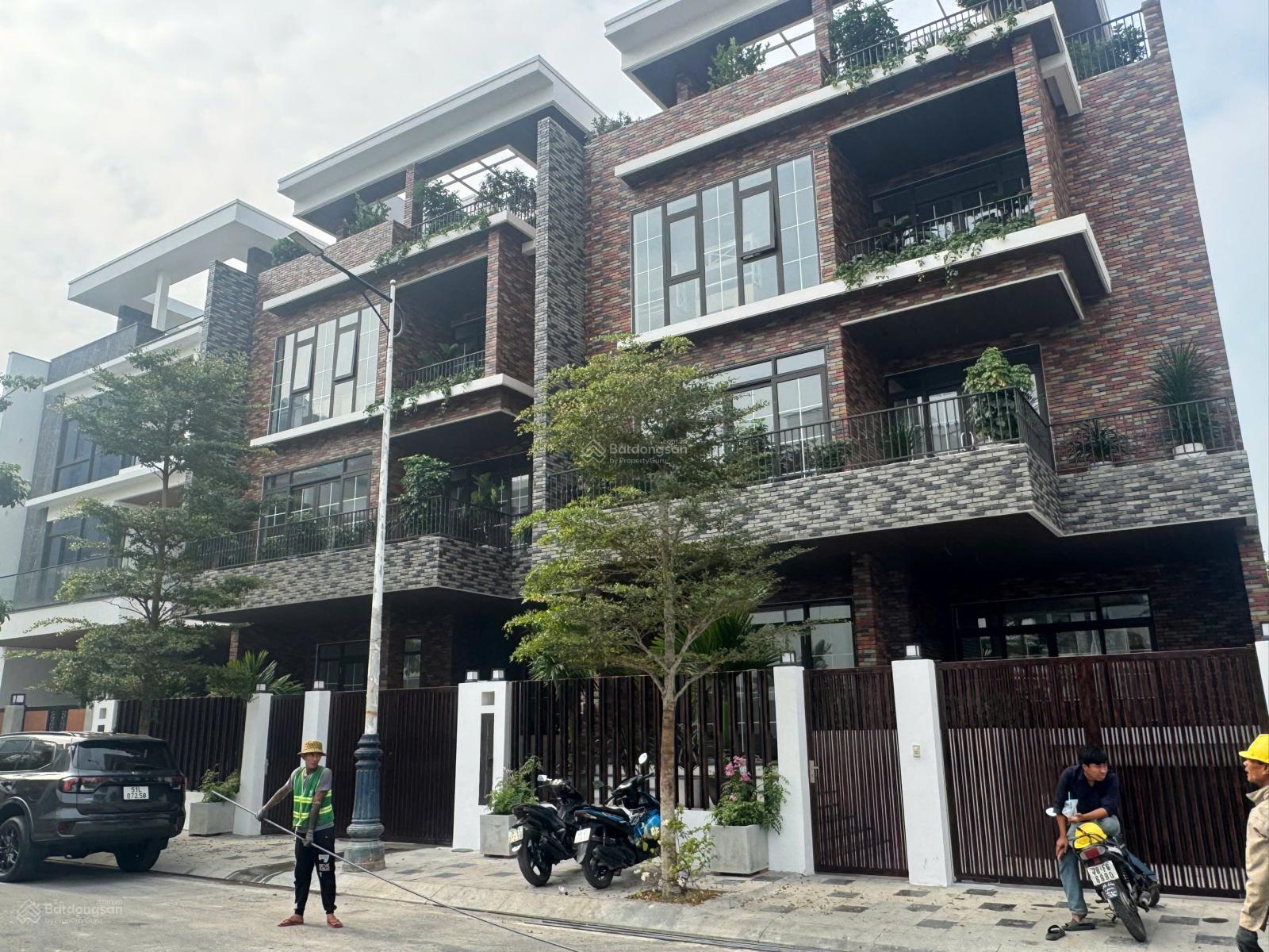 Bán đất nền NP 126m2 giá 35 tỷ TL, góc 2 mt giá 39 TL Quận 2 Sài Gòn Mystery LH: 0948 888 ***