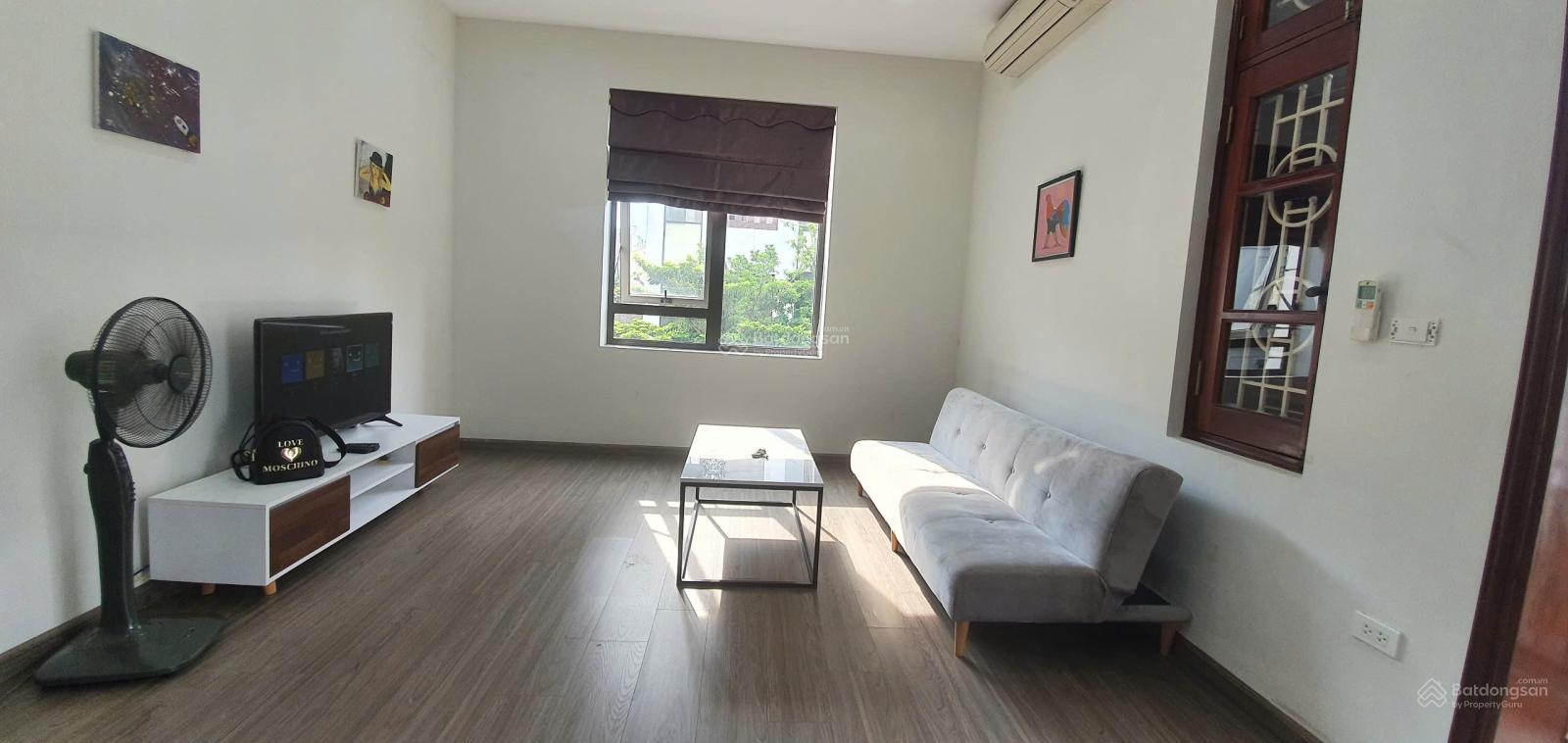 Cho thuê căn hộ 1 phòng ngủ. 1 phòng khách ngõ 612 Lạc Long Quân Tây Hồ