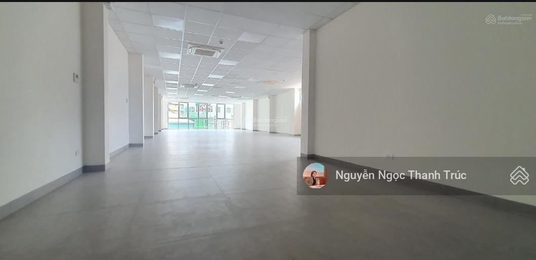 Chính chủ cho thuê tòa nhà mới xây gần sân bay DT 12mx25m, kết cấu 2 hầm + 7 tầng Chính chủ cho thuê tòa nhà mới xây gần sân bay DT 12mx25m, kết cấu 2 hầm + 7 tầng