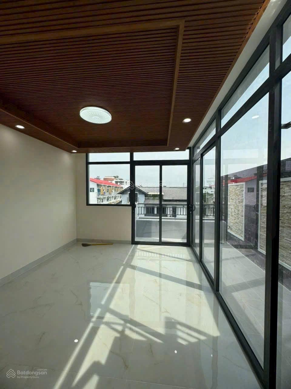 Cho thuê nhà phố Thạnh Mỹ Lợi, 5x20m, hầm, 4 tầng. 45 tr/th. Quân 0901 380 ***
