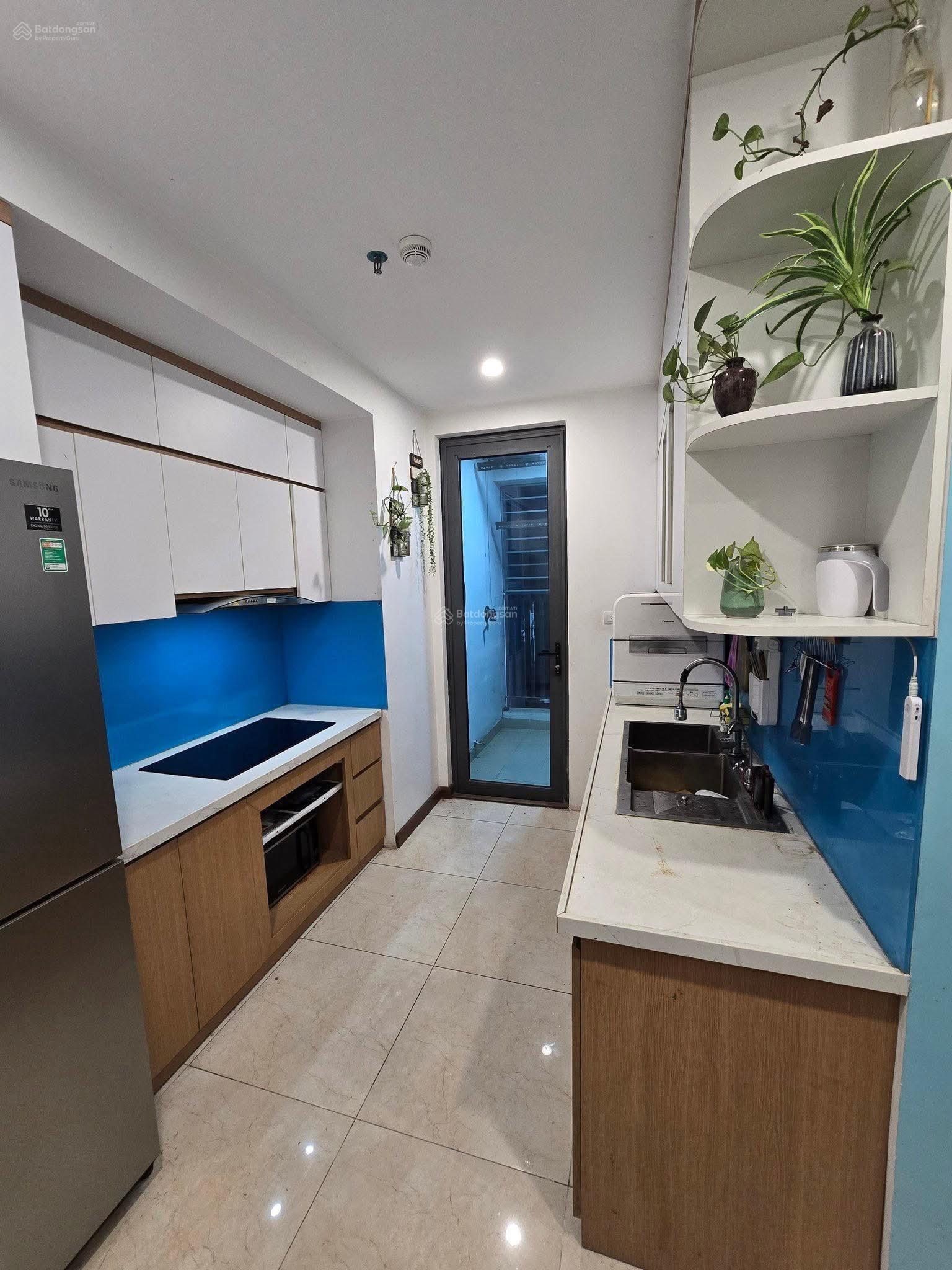 Chính chủ cho thuê căn hộ chung cư Sky Central 176 Định Công 105m2 3pn 2wc full nội thất 15tr/1 th Chính chủ cho thuê căn hộ chung cư Sky Central 176 Định Công 105m2 3pn 2wc full nội thất 15tr/1 th