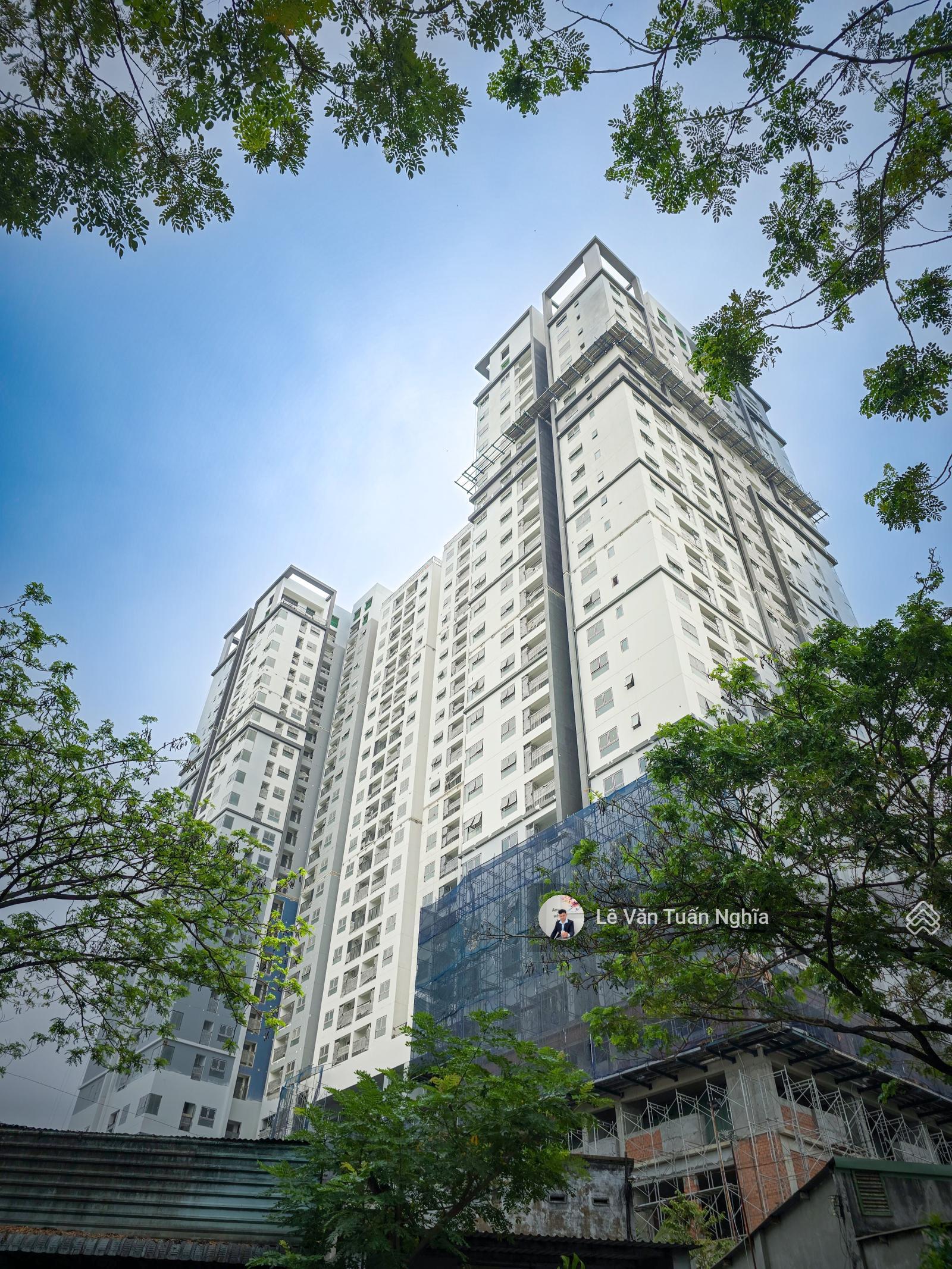 Căn góc 3PN, 2 mặt nhìn trực diện sông Sài Gòn, chỉ 500 triệu nhận nhà ngay, tặng nội thất 50tr