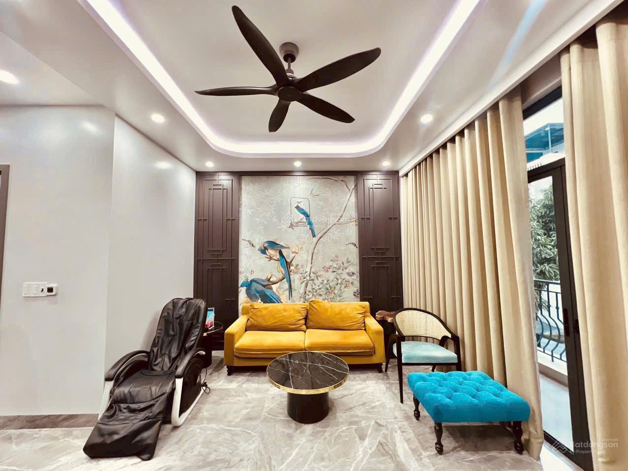 Bán liền kề Hải Âu 75m2, có thang máy, full nội thất, có mái, giá 10,9 tỷ