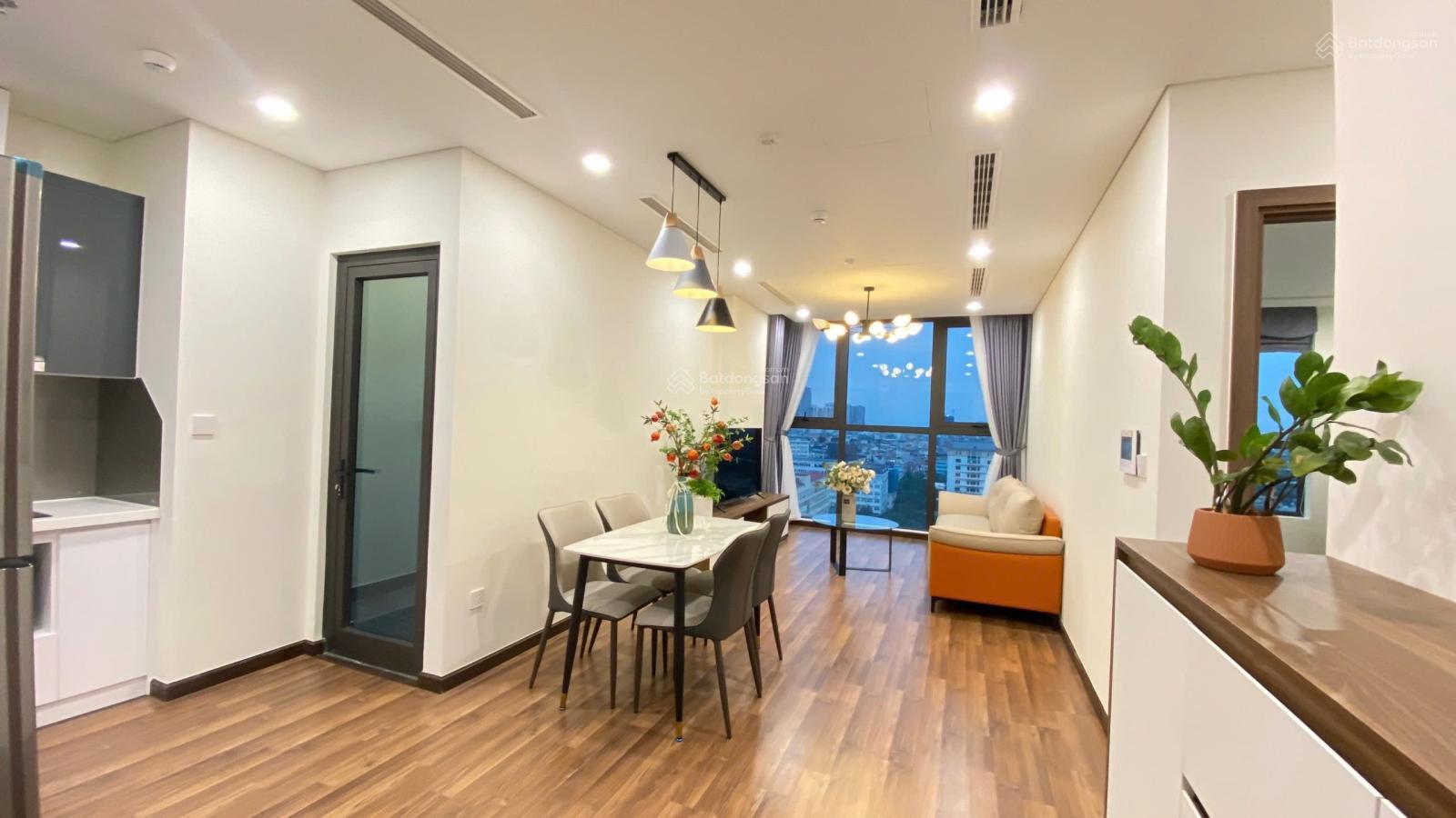 Cho thuê chung cư Tháp Thiên Niên Kỷ 2 phòng ngủ, đủ đồ 12 tr/th