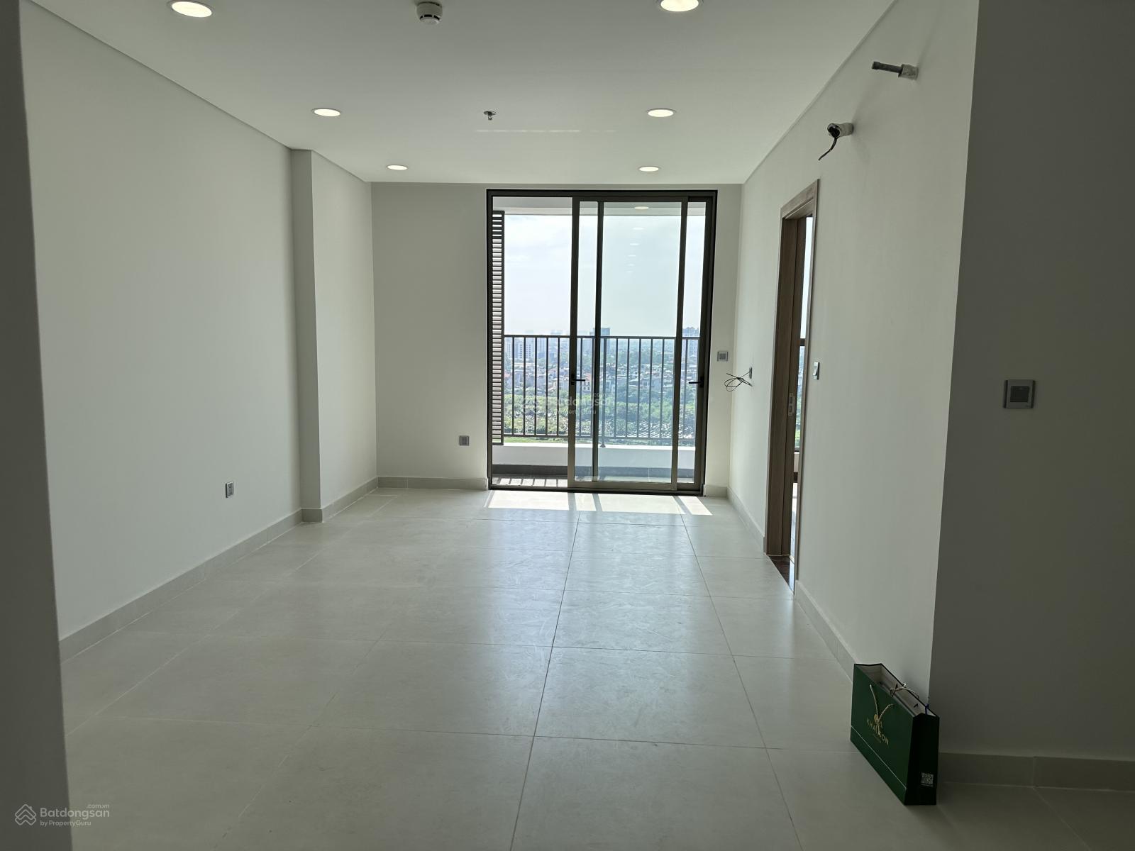 Chính chủ cho thuê căn hộ 3PN nguyên bản CĐT dự án Khai Sơn City giá 10tr/th, LH 0981 649 ***