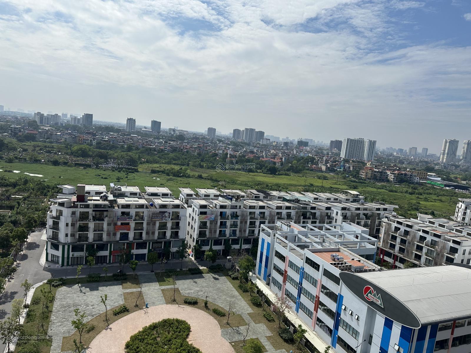 Chính chủ cho thuê căn hộ 3PN nguyên bản CĐT dự án Khai Sơn City giá 10tr/th, LH 0981 649 ***