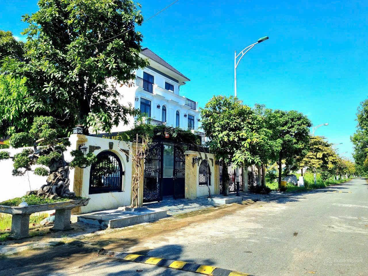 Lô đất biệt thự mặt tiền view sông (354m2) đối diện bệnh viện Hạnh Phúc