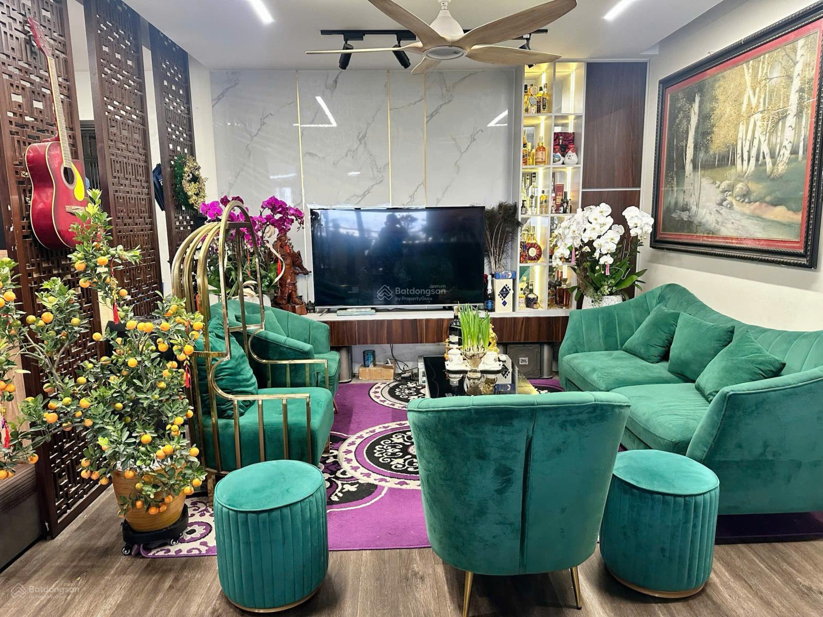 Bán căn hộ chung cư đẹp tại Lê Trọng Tấn, 6,5 tỷ, 140m2, đầy đủ nội thất