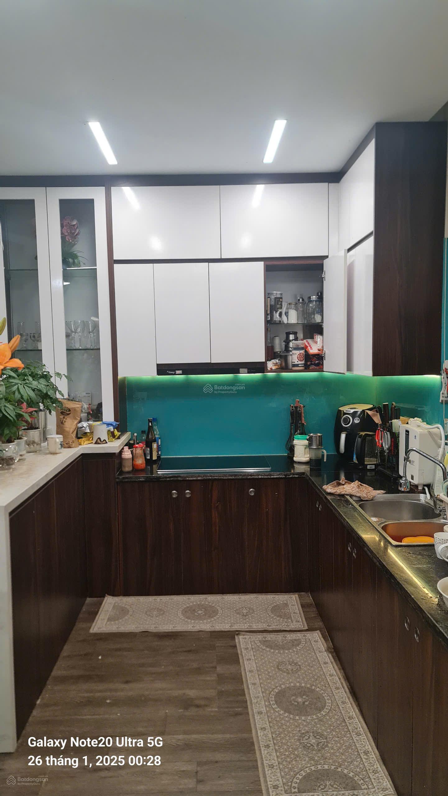 Bán căn hộ chung cư đẹp tại Lê Trọng Tấn, 6,5 tỷ, 140m2, đầy đủ nội thất