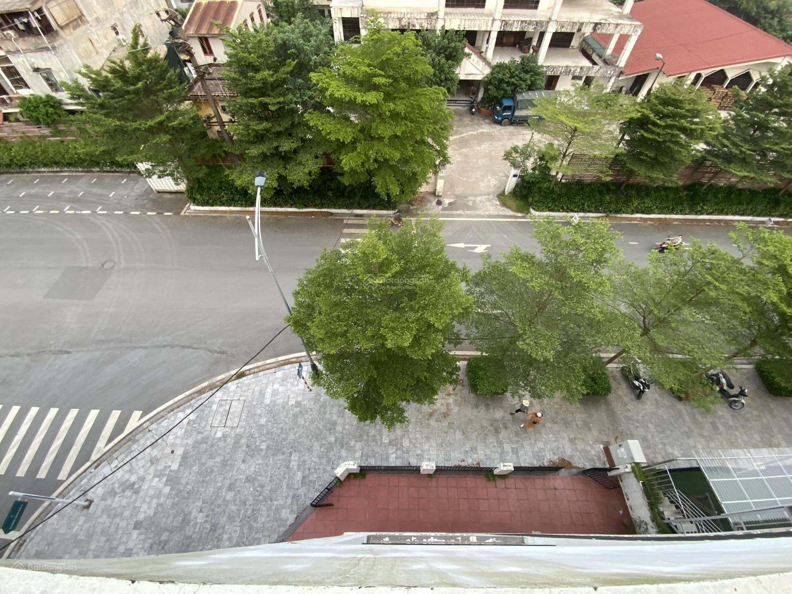 10 Triệu/ tháng có ngay 95m2 đất, 420m2 sử dụng, 5 tầng, mặt phố Bình Minh Garden. 0919 185 ***