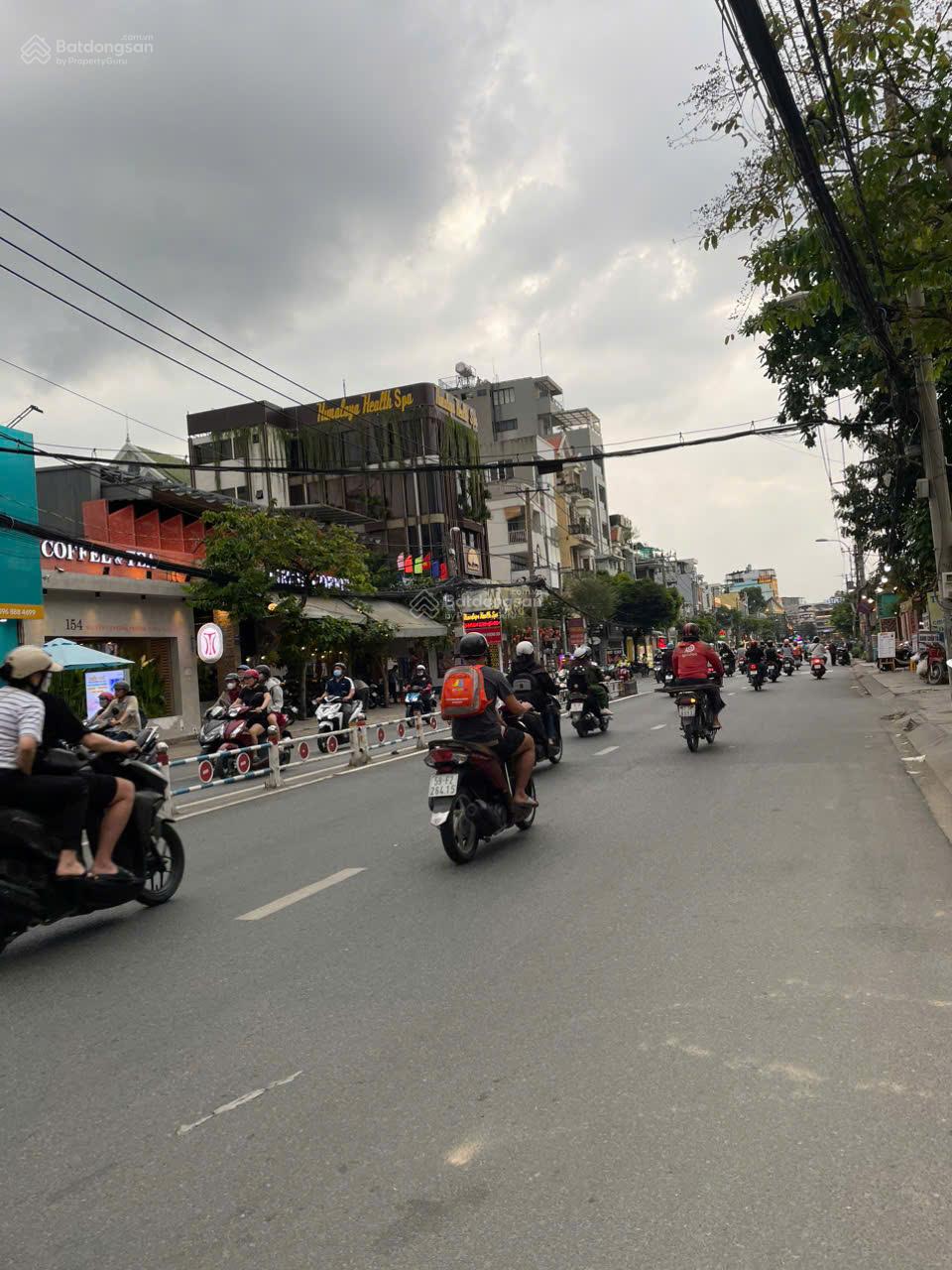 Bán nhà 2 mặt tiền Nguyễn Văn Khối đối diện công viên Làng Hoa - 4 tầng DT 6x34 không lg cn 204m2 Bán nhà 2 mặt tiền Nguyễn Văn Khối đối diện công viên Làng Hoa - 4 tầng DT 6x34 không lg cn 204m2