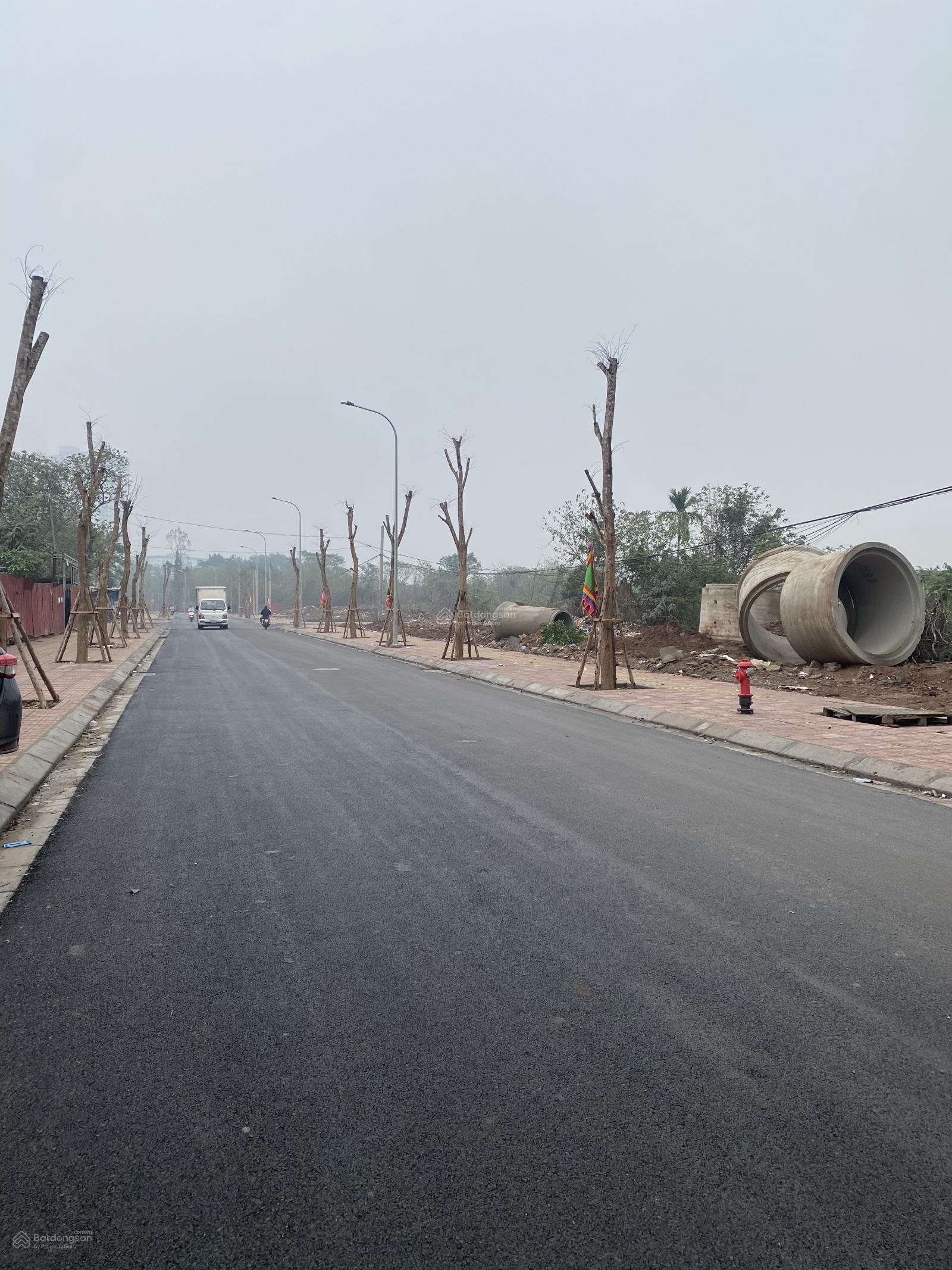 Cực hiếm! Phố Bằng B - 1 nhà ra phố - 232m2 đất - giá chỉ 25,5 tỷ