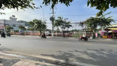 Cho thuê đất trống vuông vức 3.500 m2 (37 x 85) full thổ cư thuê 8 năm